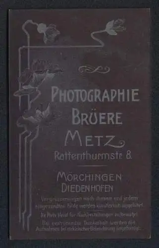 Fotografie Brüere Metz, Mörchingen, Rattenthurmstr.8, Soldat mit Schützenschnur u. Oberlippenbart