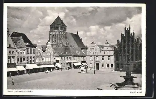 AK Greifswald, Marktplatz mit Sparkasse und Brunnen