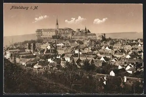 AK Nikolsburg i. M, Ortsansicht aus der Vogelschau