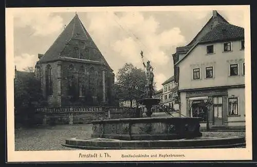 AK Arnstadt / Thür., Bonifaciuskirche und Hopfenbrunnen