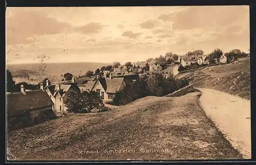 AK Amberley, Ortsansicht mit Strasse