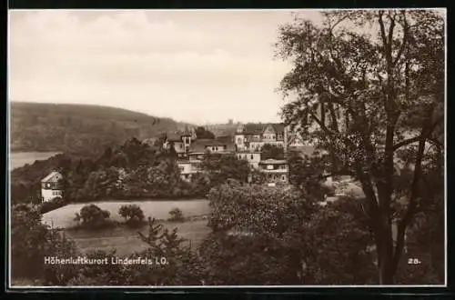 AK Lindenfels i. O., Kurhaus-Sanatorium Dr. N. Schmitt mit Umgebung aus der Vogelschau