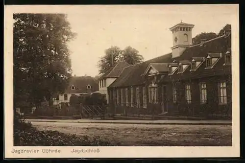 AK Göhrde / Dannenberg, Strasse am Jagdschloss, Jagdrevier