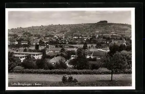 AK Lehr-Dinglingen i. Baden, Teilansicht mit Kirche