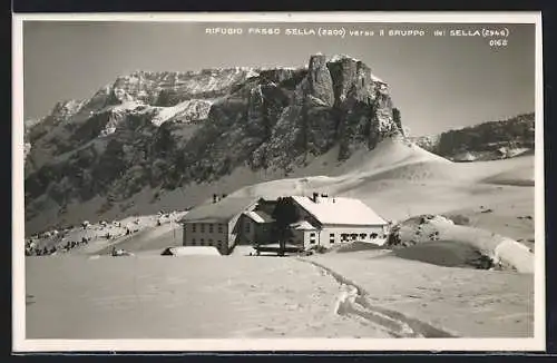 AK Rifugio Passo Sella, Ansicht mit Stellagruppe im Winter