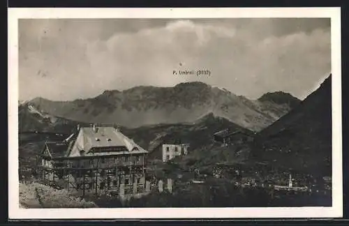AK Albergo Passo dello Stelvio, Berghütte mit Bergpanorama aus der Vogelschau
