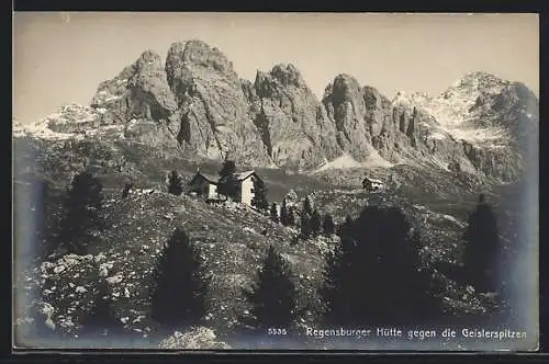 AK Regensburger Hütte, Ansicht gegen die Geislerspitzen