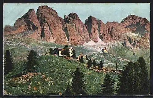 AK Regensburgerhütte, Blick auf die Berghütte mit Geislergruppe