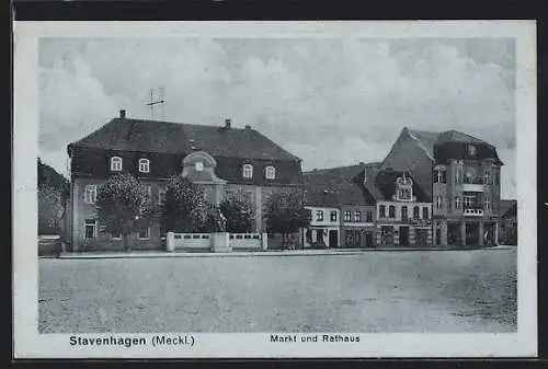 AK Stavenhagen, Markt und Rathaus