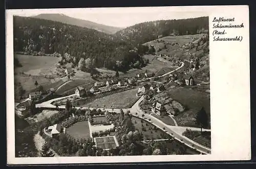AK Schönmünzach /Nord-Schwarzwald, Teilansicht mit Strassenpartie