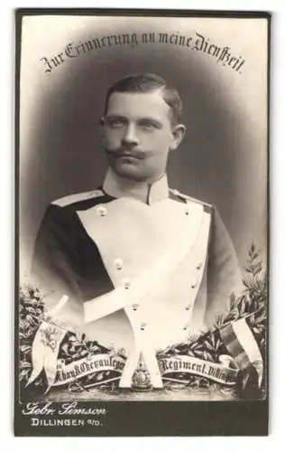 Fotografie Gebr. Simson, Dillingen a. D., bayerischer Chevauleger in Uniform kgl. bay. 8. Chevauleger Regiment Dillingen