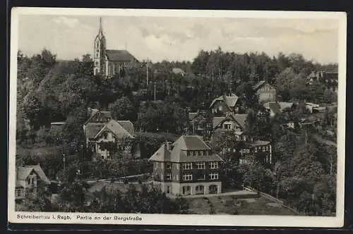 AK Schreiberhau i. Rsgb., Bergstrasse mit Kirche