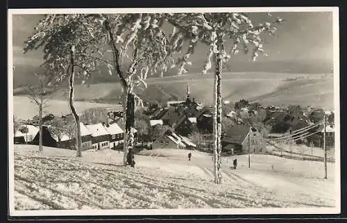 AK Oberwiesenthal, Ortspanorama im Winterglanz