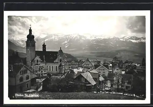 AK Rieden, Ortsansichtaus der Ferne bei der Kirche