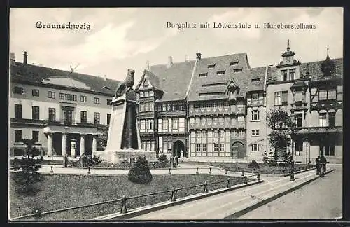 AK Braunschweig, Burgplatz mit Löwensäule und Huneborstelhaus