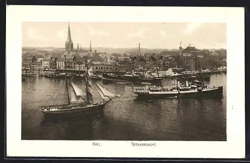 AK Kiel, Totalansicht mit Kirche