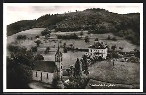 AK Oberharmersbach-Riersbach /Schwarzw., Gasthaus-Pension Sonne und Kirche aus der Vogelschau