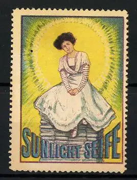 Reklamemarke Sunlicht Seife, Fräulein sitzt auf Wäsche