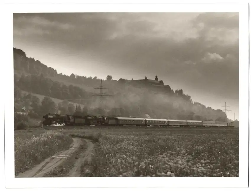 Fotografie Deutsche Bahn, Personenzug mit Dampflok, Tender-Lokomotive, Eisenbahn