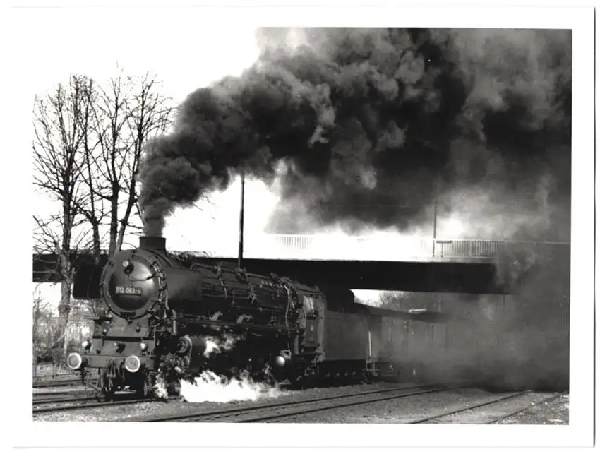 Fotografie Deutsche Bahn, Personenzug mit Dampflok Nr. 012 063-4, Tender-Lokomotive, Eisenbahn