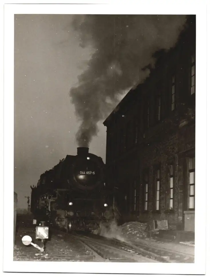 Fotografie Deutsche Bahn, Dampflok Nr. 044 657-5, Tender-Lokomotive, Eisenbahn