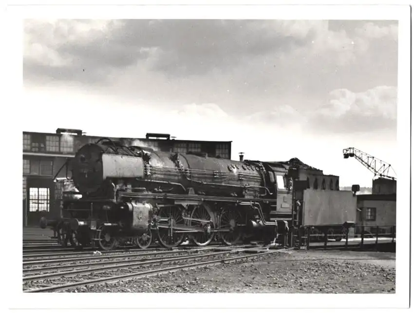 Fotografie Deutsche Bahn, Dampflok mit Lokführer, Tender-Lokomotive, Eisenbahn