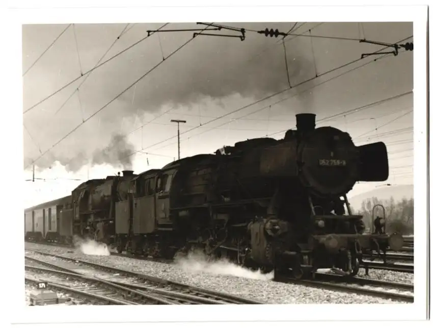 Fotografie Deutsche Bahn, Personenzug mit Dampflok Nr. 052 759-8, Tender-Lokomotive, Eisenbahn
