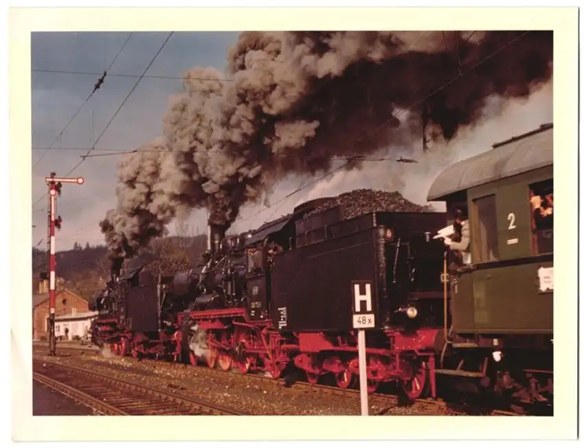Fotografie Deutsche Bahn, Personenzug mit Dampflok Nr. 038 772-0, Tender-Lokomotive, Eisenbahn, koloriert