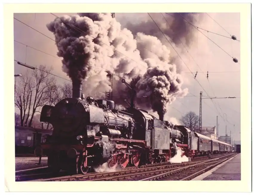 Fotografie Deutsche Bahn, Personenzug mit Dampflok Nr. 038 711-8, Tender-Lokomotive, Eisenbahn, koloriert