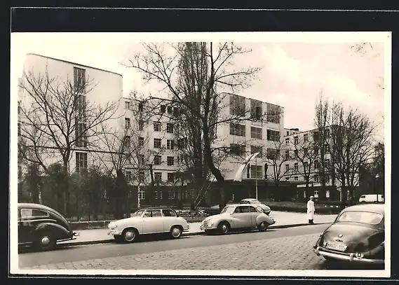 AK Berlin-Grunewald, Martin-Luther-Krankenhaus, Caspar-Theyss-Strasse 27-31