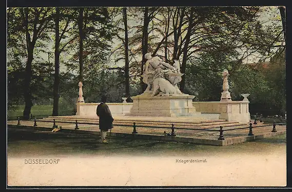 AK Düsseldorf, am Kriegerdenkmal