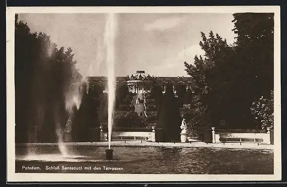 AK Potsdam, Schloss Sanssouci mit den Terrassen