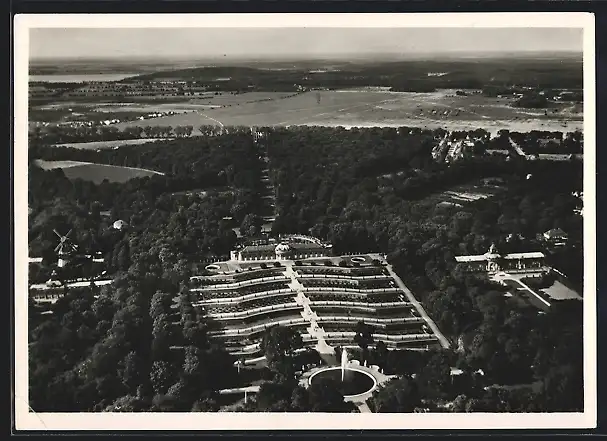 AK Potsdam, Schloss Sanssouci, Fliegeraufnahme