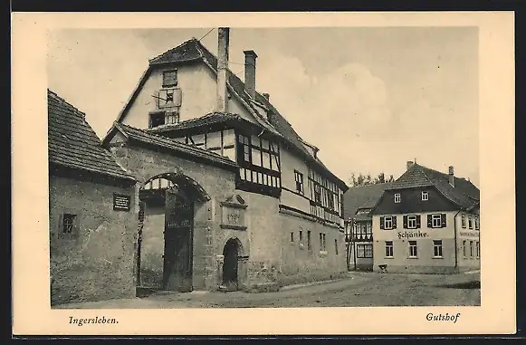 AK Ingersleben, Strassenpartie Gutshof und Gasthaus