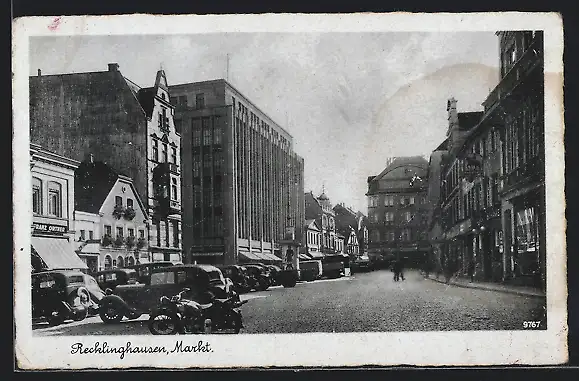 AK Recklinghausen, Markt mit Autos und Motorrad