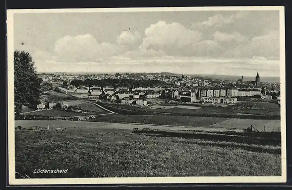 AK Lüdenscheid, Totale von der Anhöhe aus gesehen