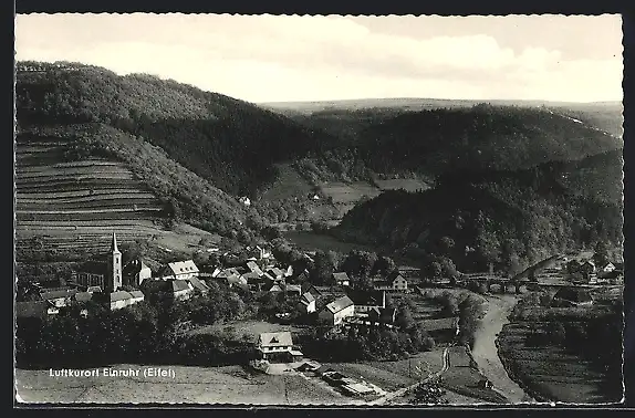 AK Einruhr /Eifel, Teilansicht mit Kirche