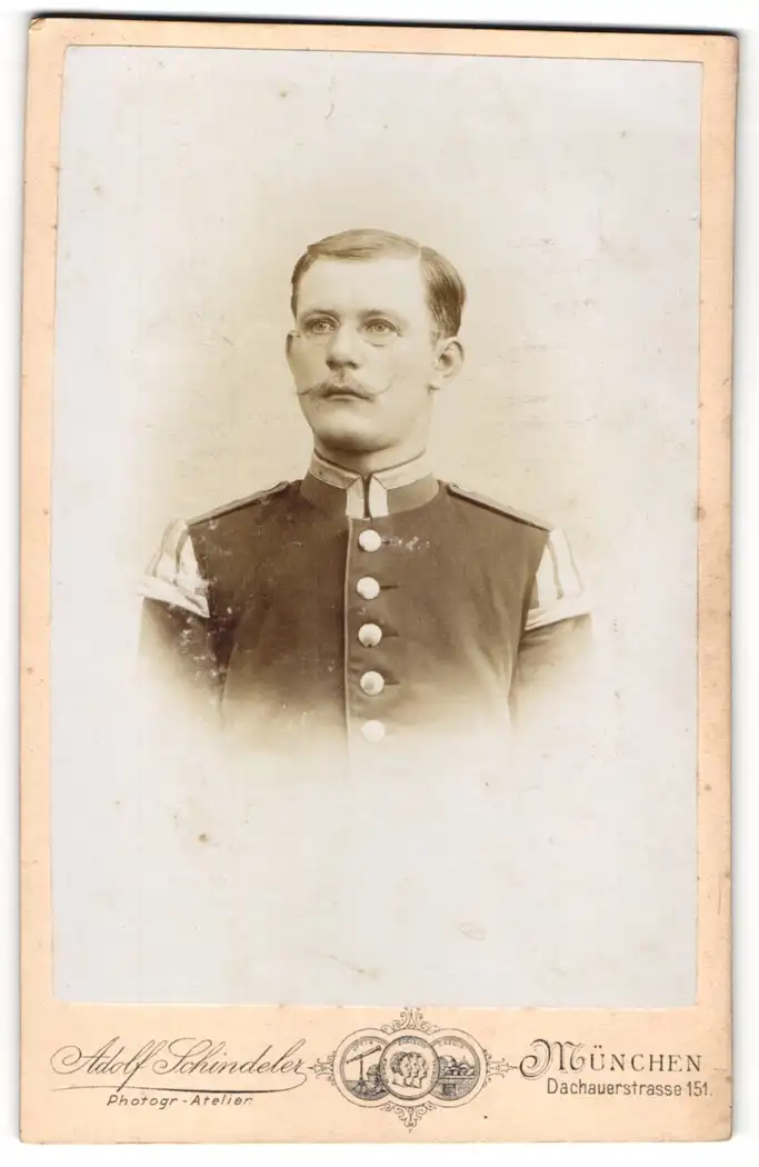 Fotografie Adolf Schindeler, München, Dachauerstr. 151, Uffz. Militärorchester in Uniform m. Vogelnestern