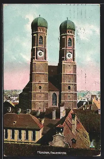 AK München, Frauenkirche aus der Vogelschau