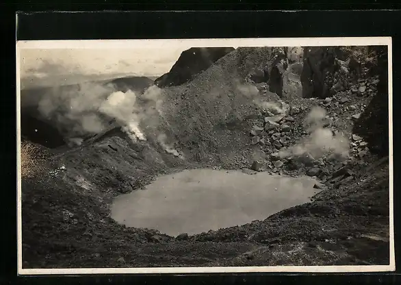 AK Brastasi, Crater of the Volcano Sibajak, Vulkan