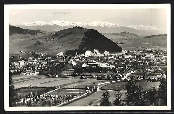 AK Ruzomberok, Gesamtansicht mit Bergpanorama