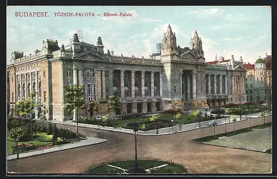 AK Budapest, Börsen-Palais mit Strassenkreuzung