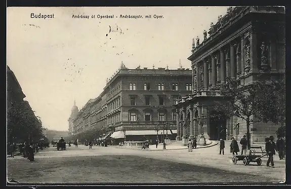 AK Budapest, Andrassystrasse mit Oper