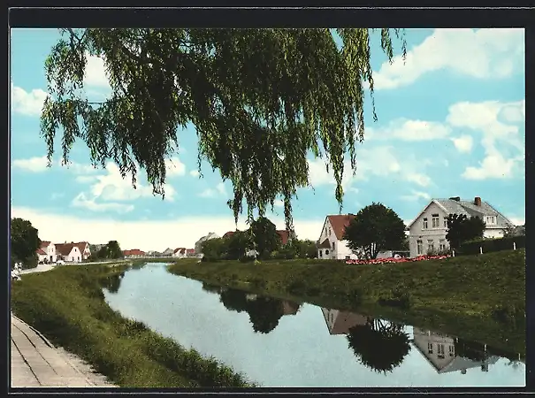 AK Carolinensiel / Nordseebad, Ortspartie am Fluss