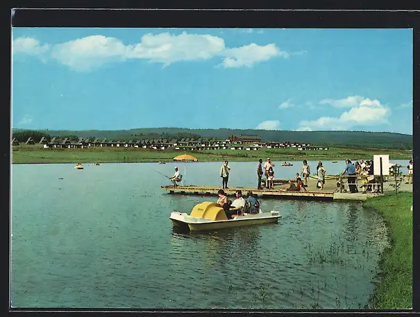 AK Kell am See, Feriendorf und Bootsanlegestelle