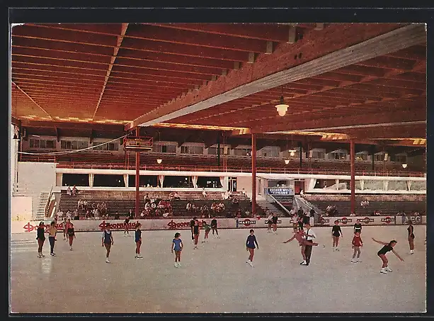 AK Oberstdorf /Allg., Kunsteisstadion, Innenansicht