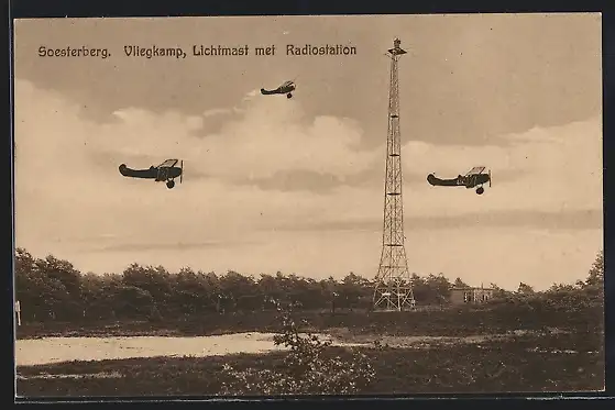 AK Soesterberg, Vliegkamp, Lichtmast met Radiostation und Flugzeuge über dem Flughafen