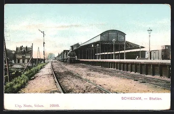 AK Schiedam, Eisenbahn am Bahnsteig des Bahnhofs