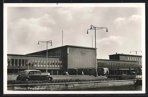 AK Duisburg, Hauptbahnhof, von der Strasse gesehen