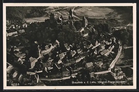 AK Braunfels /Lahn, Teilansicht, Fliegeraufnahme